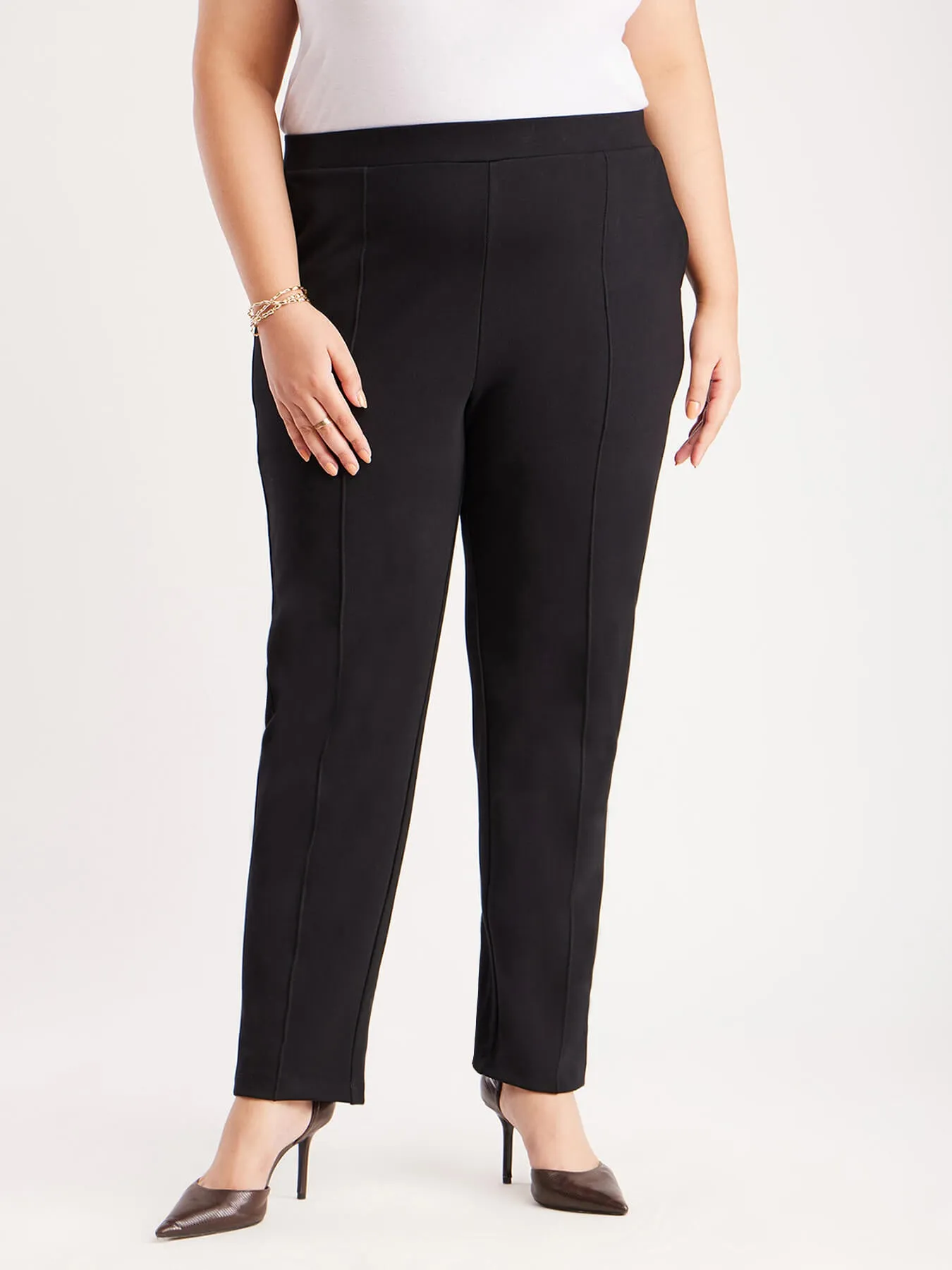 LivIn X Straight Fit Pants - Black