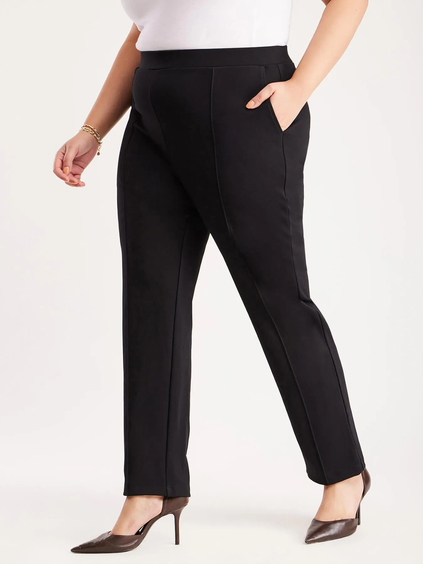 LivIn X Straight Fit Pants - Black