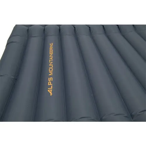 NIMBLE DOUBLE INSULATED SLEEPING PAD